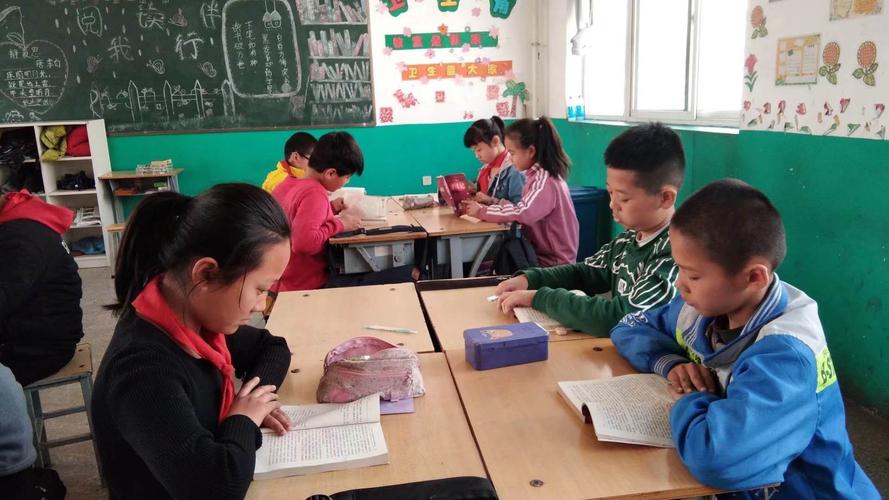 留学生毕茜茜 在外国留学的茜茜