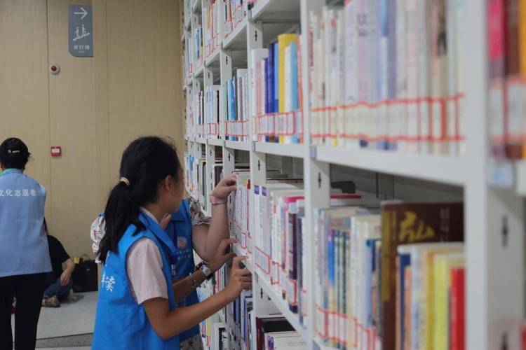 美国留学低GPA逆袭藤校哥伦比亚大学你敢